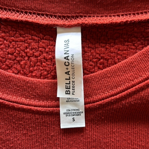 Bella Canvas | Women’s Red Fleece Wisconsin Cropped Sweatshirt - Size S - Picture 8 of 9